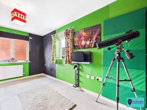 Bedroom- click for photo gallery
